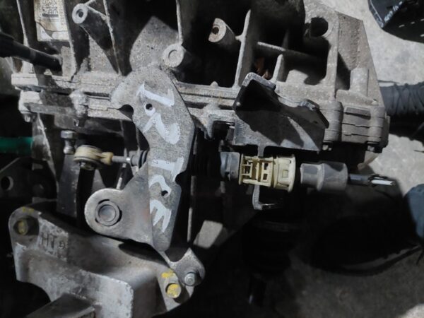 Cutie viteze manuala 6 trepte Nissan Juke 1.2 TCE benzina cod TL4143