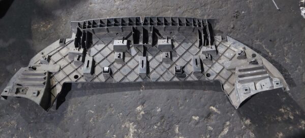 Scut bara fata Peugeot 5008 2011 cod 9686646580