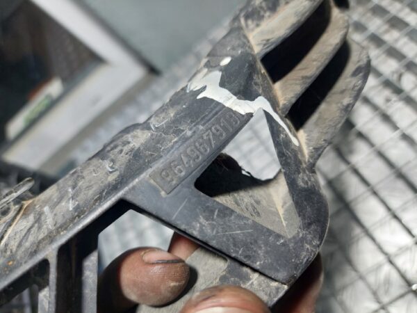 Suport bara dreapta spate Peugeot 207 1.4 HDI cod 9649679180