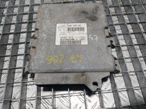 Calculator Motor ECU Peugeot 206 1.4 b cod 9637086980E