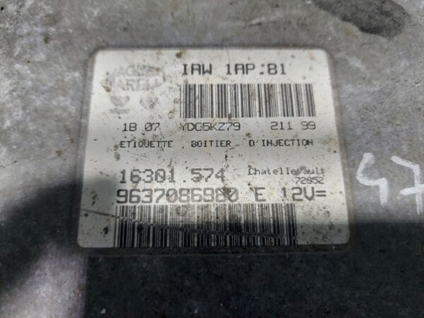 Calculator Motor ECU Peugeot 206 1.4 b cod 9637086980E