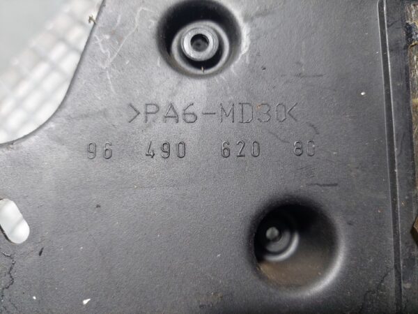 20251028_201953.jpg Capac distributie Peugeot 307 (2001-2008) 1.4 hdi cod 9649062080