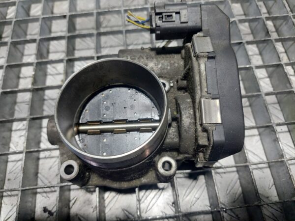20251113_150229.jpg Clapeta acceleratie BMW Seria 7 F01 cod motor N63B44A 4.4 benzina cod 7555944-02