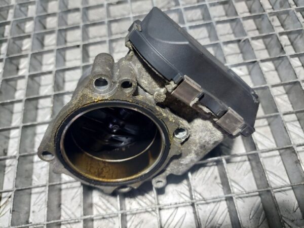 20251113_150232.jpg Clapeta acceleratie BMW Seria 7 F01 cod motor N63B44A 4.4 benzina cod 7555944-02