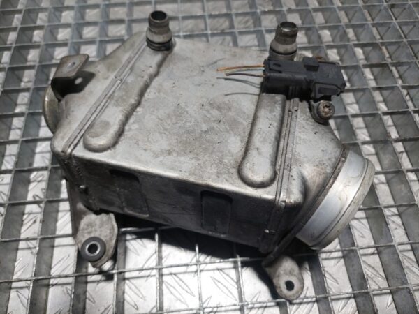 Intercooler stanga BMW Seria 7 F01 4.4 benzina cod motor N63B44A cod 757540303