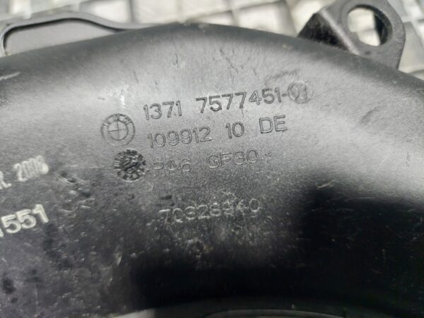 20251113_151215.jpg Furtun aer BMW Seria 7 F01 4.4 benzina cod motor N63B44A cod 7577451-03