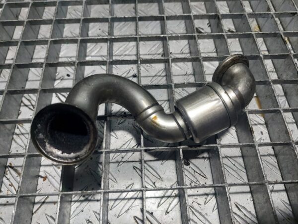 Conducta EGR BMW Seria 1 E87 2.0 D cod motor M47 204D4 cod 11717790477
