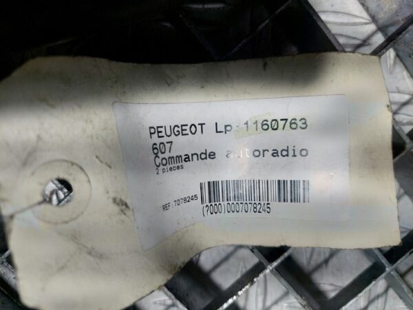 20251113_181910-rotated-1.jpg Manete stergator / semnalizare Peugeot 607