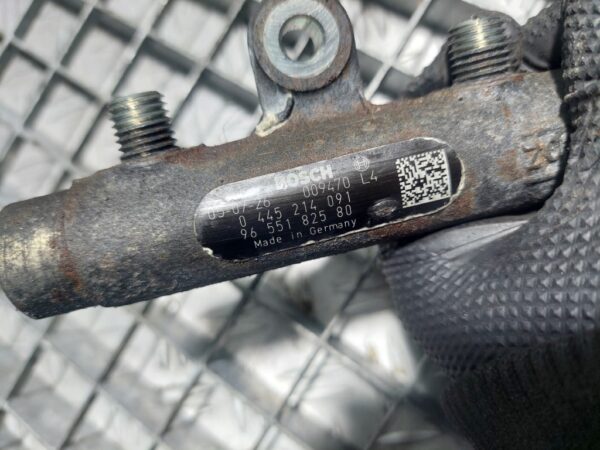 Rampa Injectoare Peugeot Boxer 2.2 HDi cod motor 4HY cod 9655182580 / 0445214091