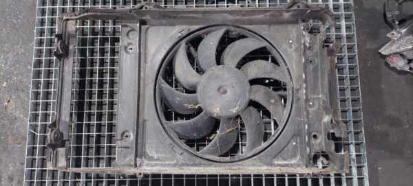 Electroventilator Audi A2 (8Z0) cod 8Z0121207B