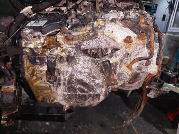 20251219_175226.jpg Cutie viteze automata Peugeot 208 1.2 vti cod 9831606080 20GT82