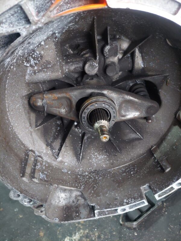 Cutie viteze manuala 6 trepte BMW Seria 3 E90 2.0d cod motor N47D20C cod GS6-17DG