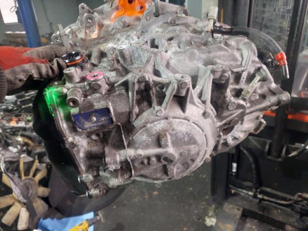 20251221_144105.jpg Cutie viteze automata Peugeot 308 2.0 BlueHDi cod motor AHX cod 20GZ09
