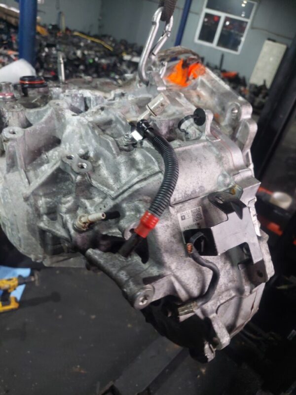 20251221_144110-rotated-1.jpg Cutie viteze automata Peugeot 308 2.0 BlueHDi cod motor AHX cod 20GZ09