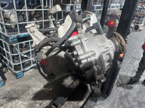 Cutie viteze manuala VW New Beetle 1.6 benzina cod motor AYW cod FCH