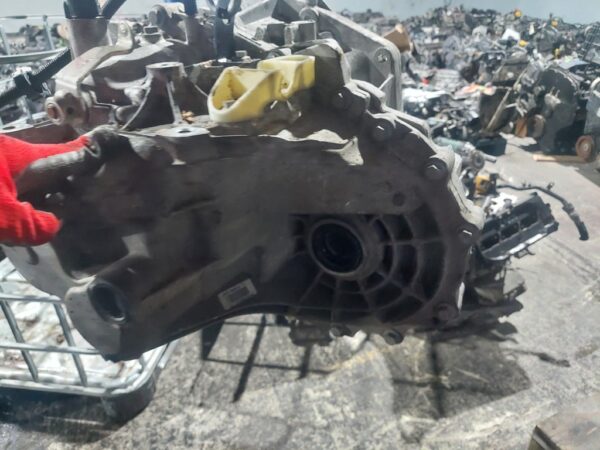 Cutie viteze manuala 6 trepte Renault Megane 3 1.9 dCi cod motor F9Q cod ND4002