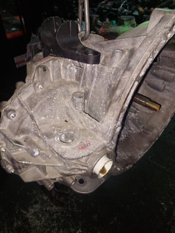 Cutie viteze manuala 6 trepte Renault Trafic 2.0 dCi cod motor M9R cod PF6068