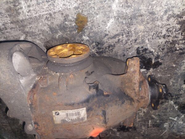Grup diferential spate raport 2.56 Bmw Seria 3 E90 cod 7556678-01