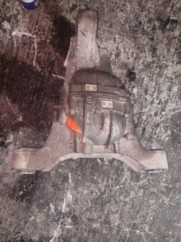 Diferential spate Porsche Cayenne faza 2 3.0 benzina Hybrid cod 4460310091