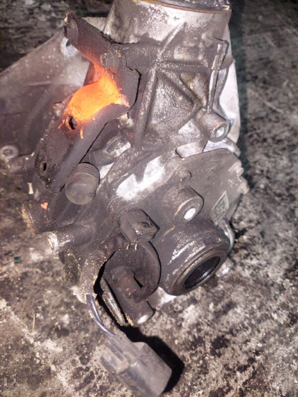 Cutie transfer Ford Kuga Mk2 2.0 TDCi Mf66 cod  EJ5P-7L486-HC