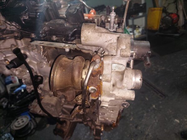 Turbina Peugeot 3008 1.2 THP 131 CP cod motor HNO5 cod 9825982080