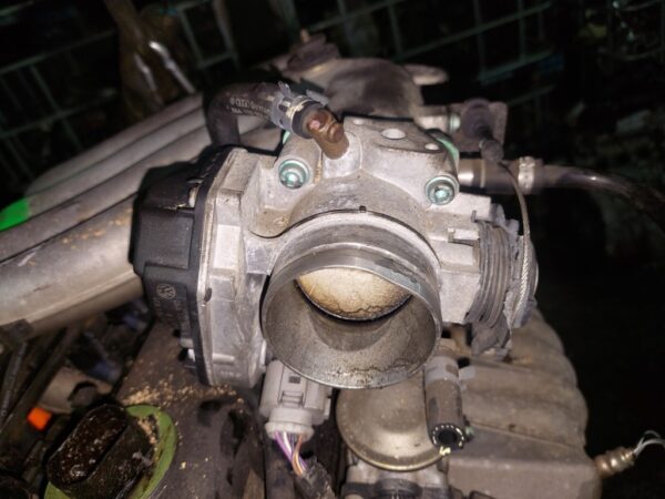 Clapeta acceleratie Vw New Beetle 2.0 i 115 CP cod motor AQY cod 06A133066E