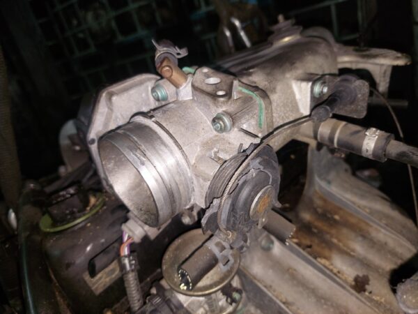 Clapeta acceleratie Vw New Beetle 2.0 i 115 CP cod motor AQY cod 06A133066E