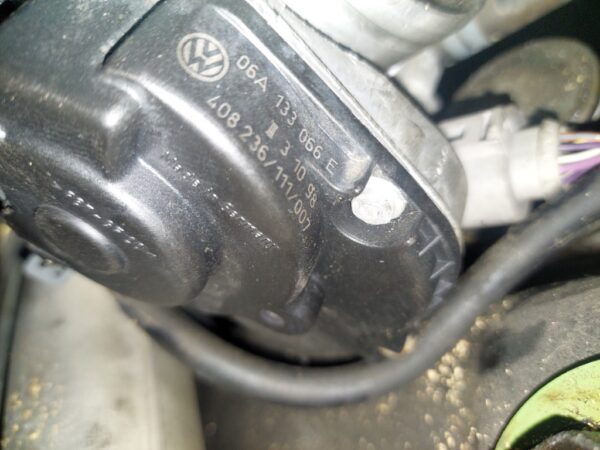 Clapeta acceleratie Vw New Beetle 2.0 i 115 CP cod motor AQY cod 06A133066E