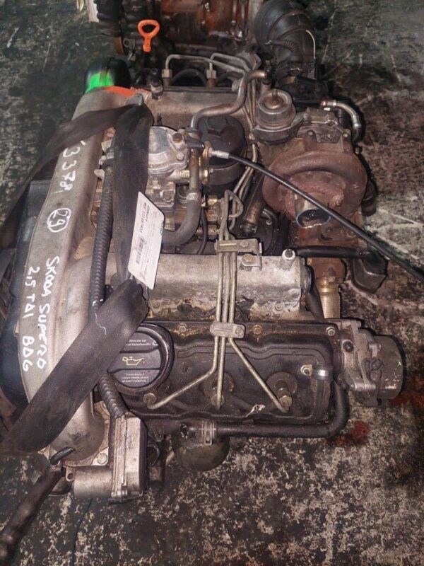 20260107_174016-rotated-1.jpg Motor fara anexe Skoda Superb 2.5 TDi V6 163 CP 2006 cod BDG