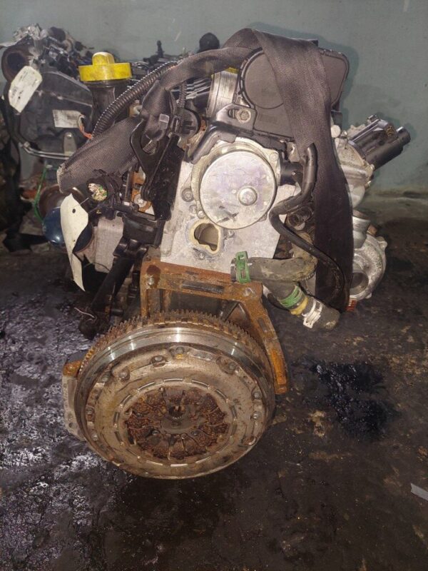 Motor fara anexe Renault Scenic 2 1.5 dCi 106 cp cod motor K9K832