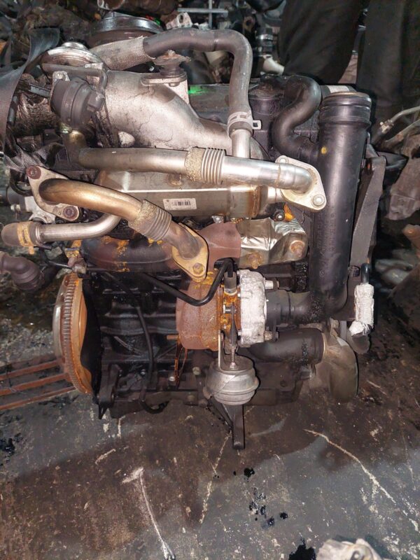 20260114_174603-scaled-1.jpg Motor fara anexe VW Sharan 1.9 TDI 116 CP 1995 - 2010 cod motor AUY