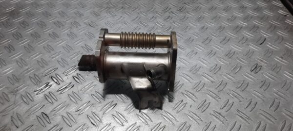 Racitor Gaze Dacia Duster 1.5 dci 4x4 cod motor K9KJ898 cod 8200912059