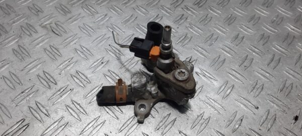 Injector Pornire la Rece Dacia Duster 1.5 dci 4x4 cod motor K9KJ898 cod 797548