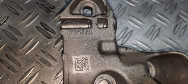 Suport Accesorii Renault Captur 1.5 DCI AdBlue cod motor K9K876 cod 117105158R