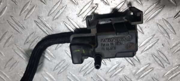 Supapa vacuum Peugeot 308 1.2 THP cod motor  HNY HN01 cod 9807593380