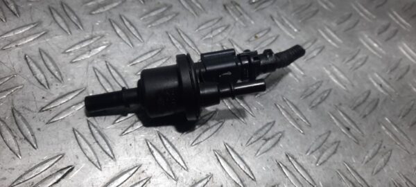 Electrosupapa vacuum Peugeot 308 1.2 THP cod motor HNY HN01 cod 9671744280