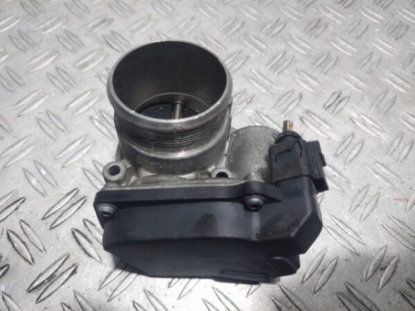 Clapeta acceleratie Audi A5 1.8 TFSI 177cp cod motor CJE cod 06F133062Q