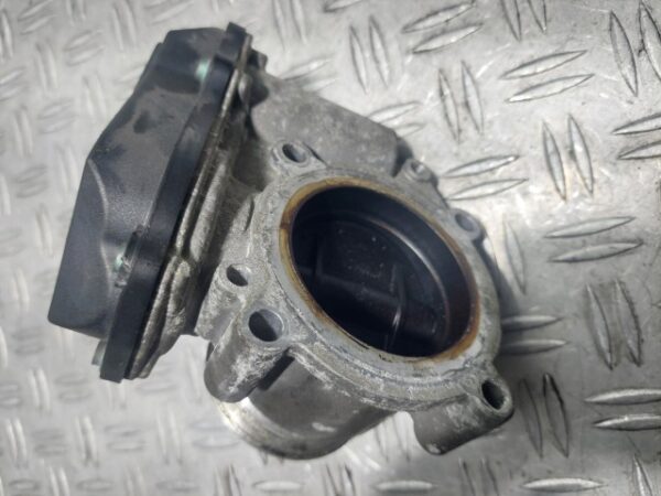 Clapeta acceleratie Audi A5 1.8 TFSI 177cp cod motor CJE cod 06F133062Q
