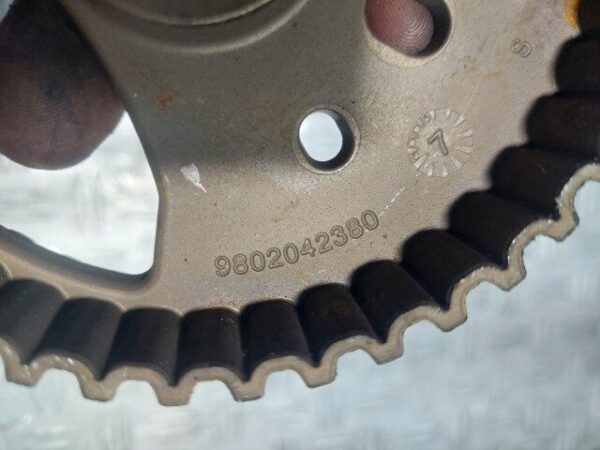 20260202_170753-rotated-1.jpg Pinion ax cu came Citroen C5 2015 2.0 HDI cod motor AHX cod 9802042380