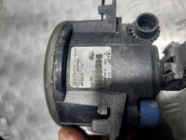 20260202_171015.jpg Proiector ceata dreapta Ford Fiesta 2013-2020 cod 2N11-15201-AB