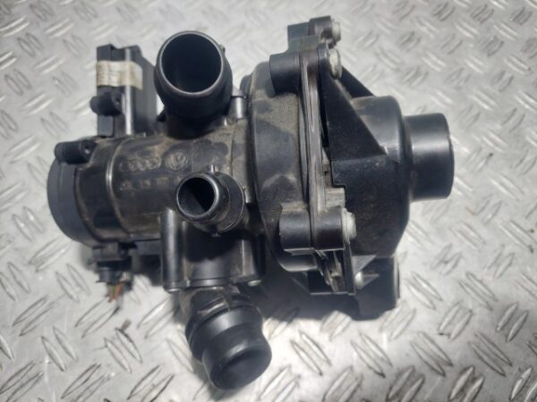 Corp termostat cu pompa apa Porsche Macan 95B 2.0 TFSI cod motor DLH cod 06L121111M