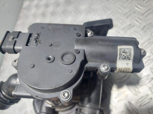 Corp termostat cu pompa apa Porsche Macan 95B 2.0 TFSI cod motor DLH cod 06L121111M