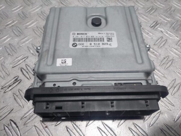 Calculator motor ECU BMW Seria 3 E90 2.0 D cod 851082901