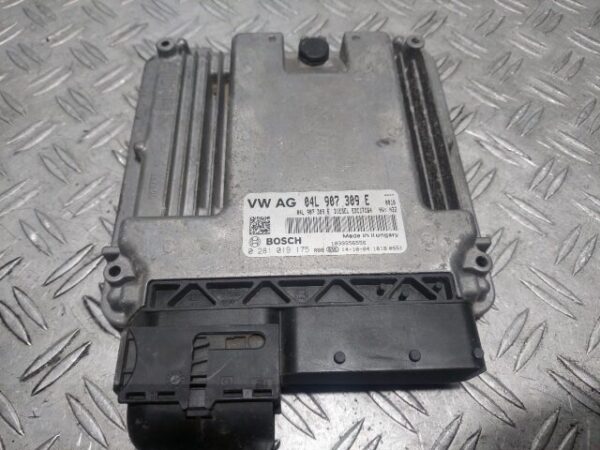 Calculator motor ECU Skoda Rapid 1.6 TDI cod motor CXM cod 04L907309E