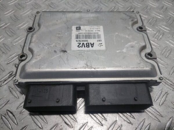 Calculator motor ECU Opel Astra J 1.7CDTI cod 55597676