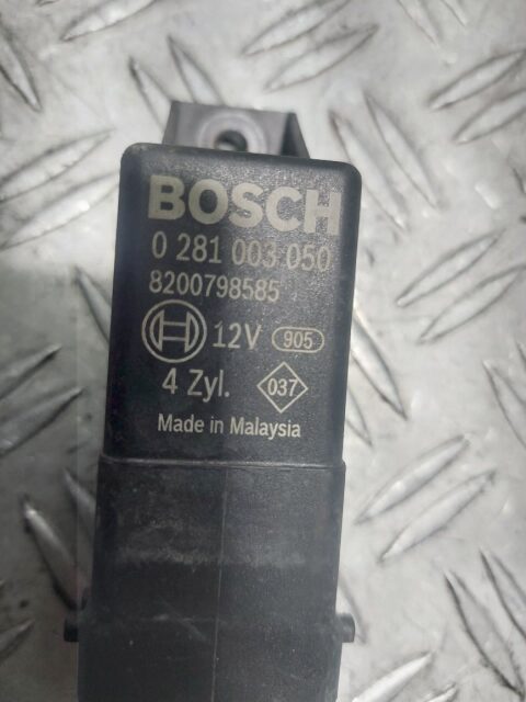 Releu Bujii Nissan Qashqai J10 1.6 DCI cod 0281003050