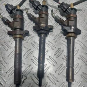 Injector Citroen C4 1.6 HDI 109 cai cod motor 9HY cod 0445110311