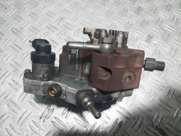 20260204_173522.jpg Pompa inalta presiune Renault Grand Scenic 2.0 DCI Euro 4 cod motor M9R700 cod H8200385478