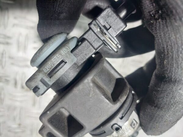 Electrovalva vacuum Renault Grand Scenic 2.0 DCI Euro 4 cod motor M9R700 cod 8200575400