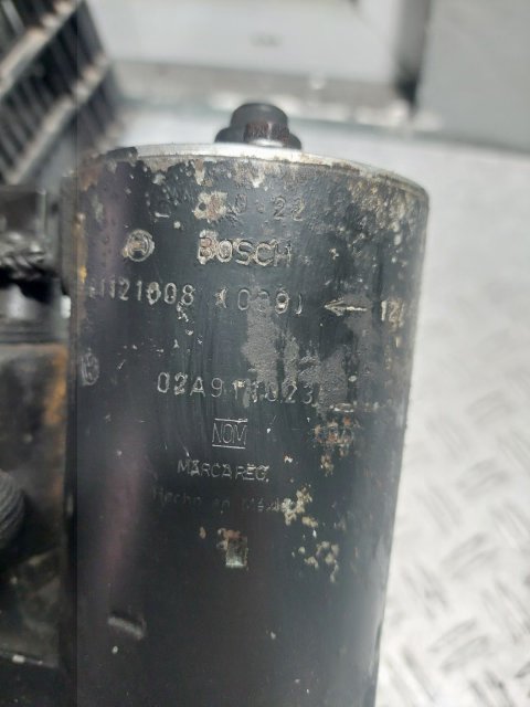 Electromotor Skoda Octavia 2.0 benzina cod motor AQY cod 02A911023 / 02A 911 023